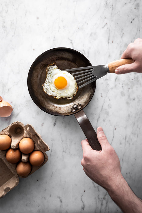 De Buyer Carbone Plus 18cm Round Frying Pan