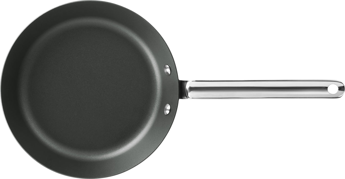 SCANPAN Black Iron 22cm Fry Pan in Sleeve
