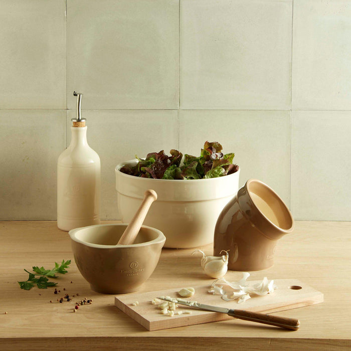 Emile Henry Mortar & pestle Clay 15cm - HAUSwares