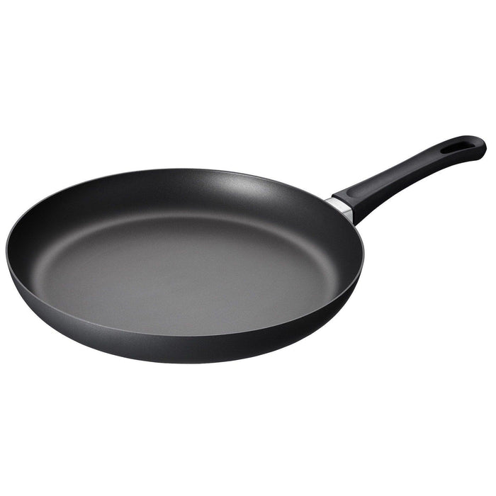 SCANPAN Classic Induction Frying Pan In Sleeve 32cm