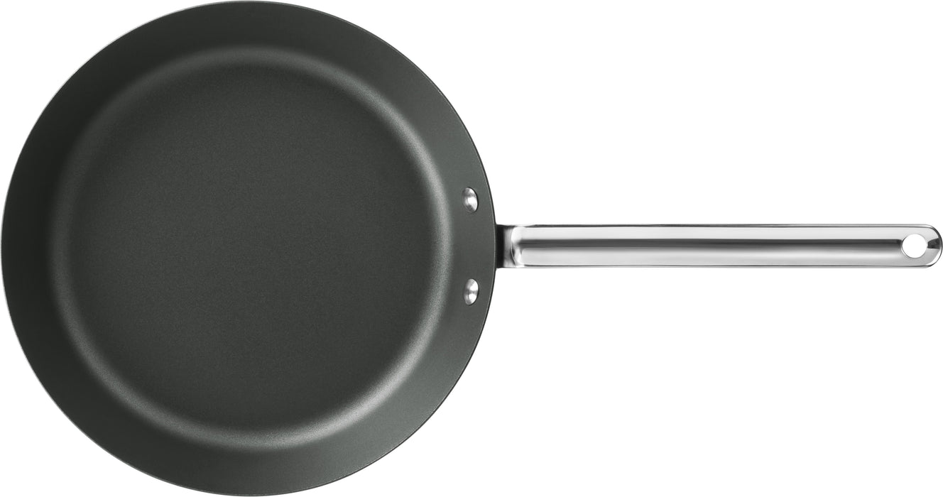 SCANPAN Black Iron 26cm Fry Pan in Sleeve