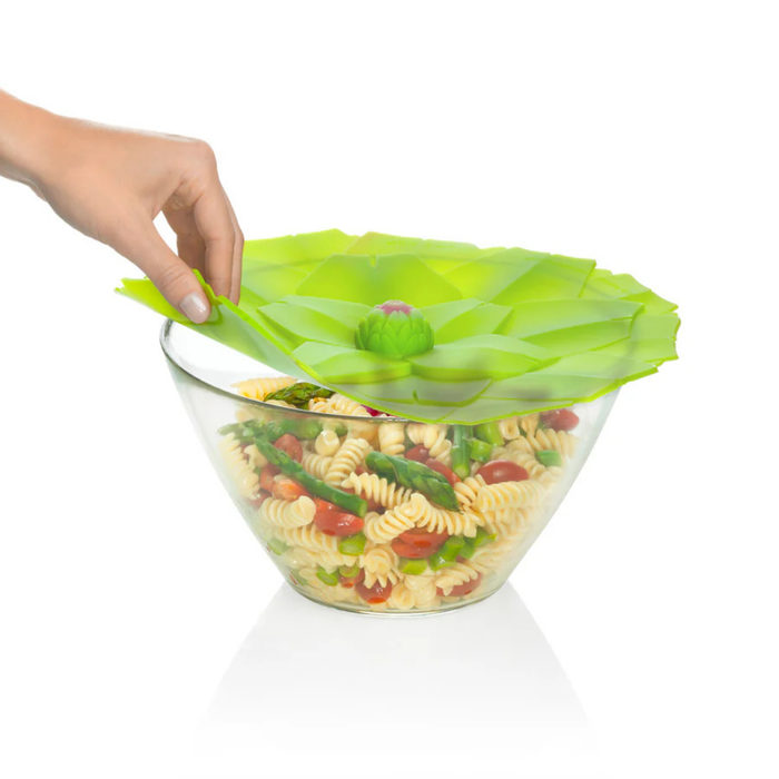 Charles Viancin Artichoke Lid In use