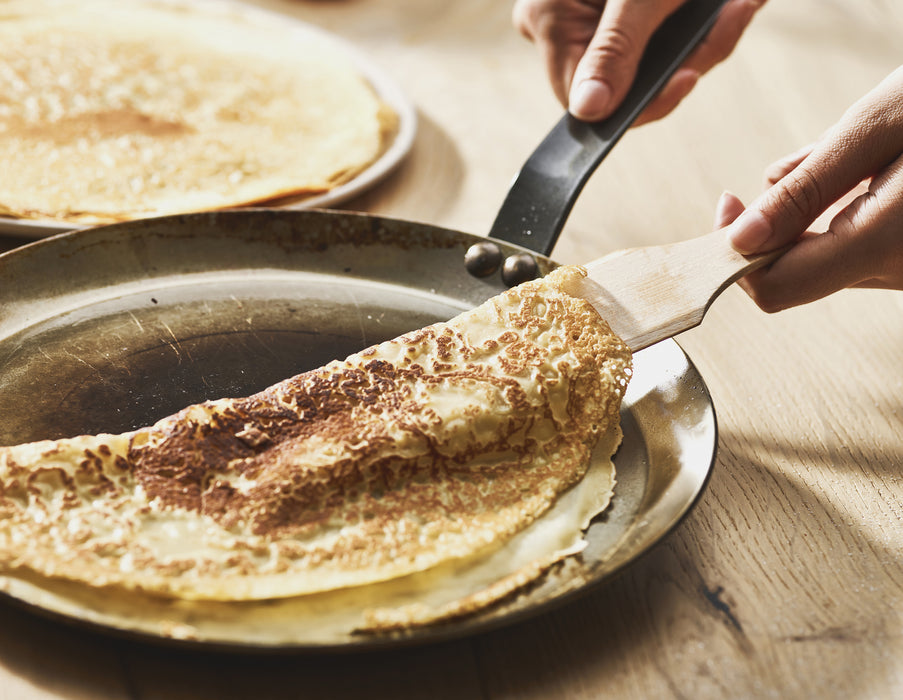 De Buyer Carbone Plus Pancake Frying Pan Lifestyle