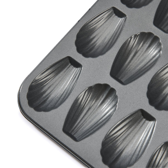 De Buyer Madeleines 12 Slot Baking Tray