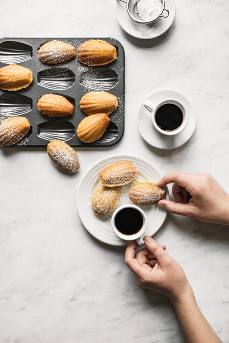De Buyer Madeleines 12 Slot Baking Tray