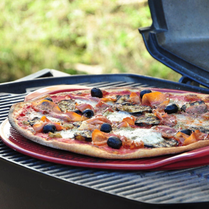 Emile Henry Ridged Pizza Stone Charcoal 40cm dia. - HAUSwares